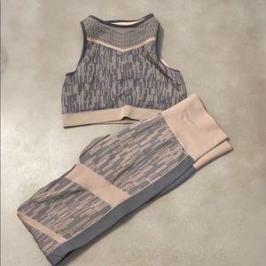 EUC seamless workout running bra & leggings set